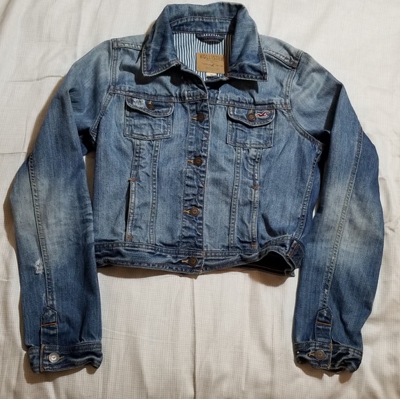 Hollister Jackets & Blazers - Hollister jean jacket size medium blue